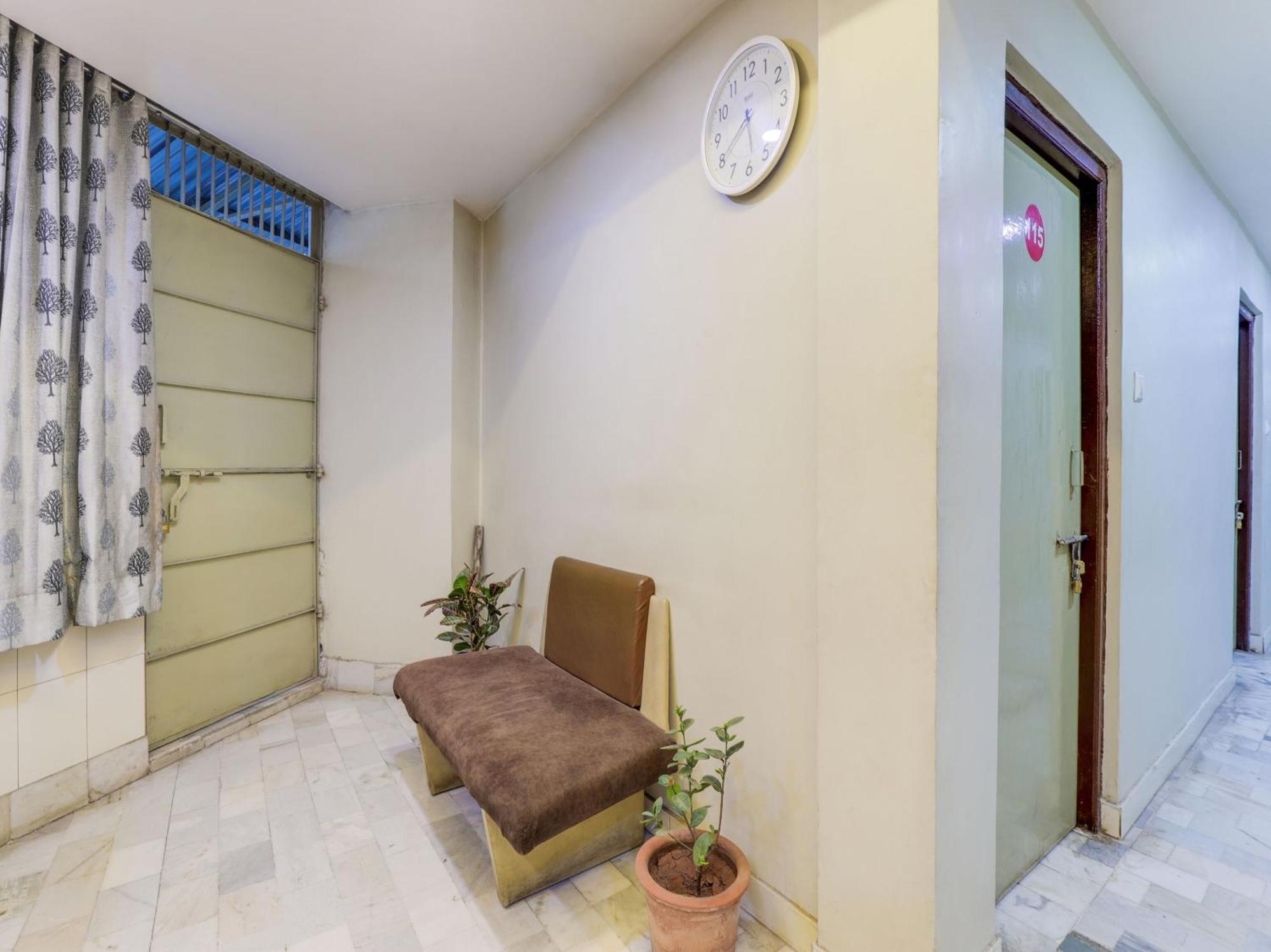 Hotel O Asopalav Naroda Exterior foto
